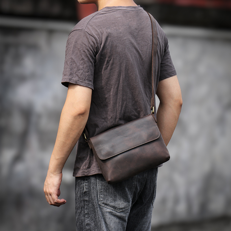 GURO 남성용 빈티지 정품 가죽 숄더백, 데일리 플랩 - Tablet Shoulder Bag 리뷰 및 가격