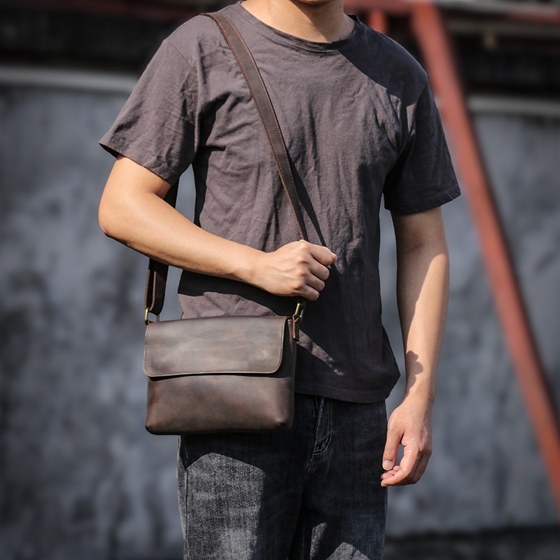 GURO 남성용 빈티지 정품 가죽 숄더백, 데일리 플랩 - Tablet Shoulder Bag 리뷰 및 가격